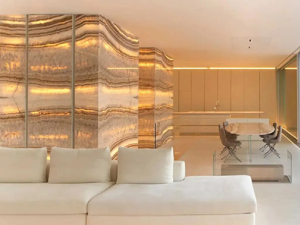 Honey Onyx | Golden Glow Collection