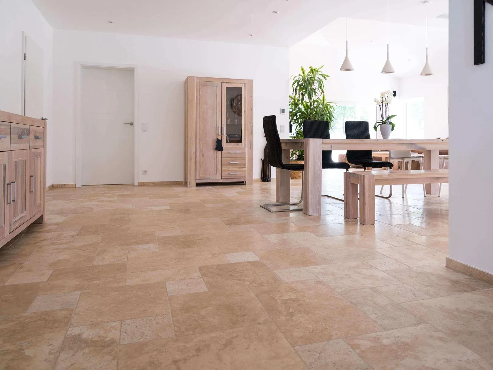 TRAVERTINE FILLED