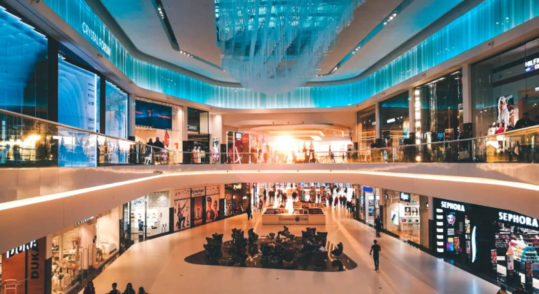 Luxury Shopping Mall Interior Dubai